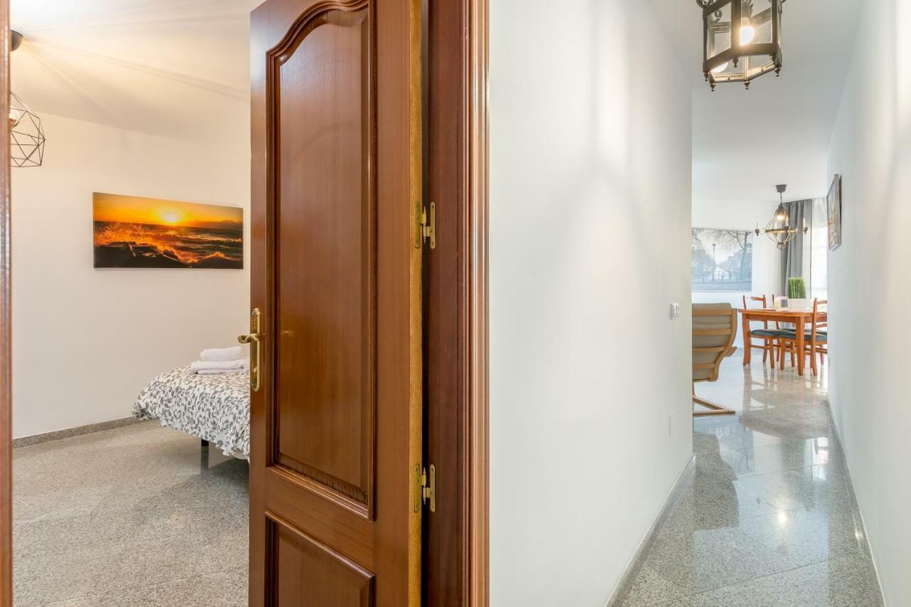 Sf Carihuela Luxury Suite Торремолинос Экстерьер фото