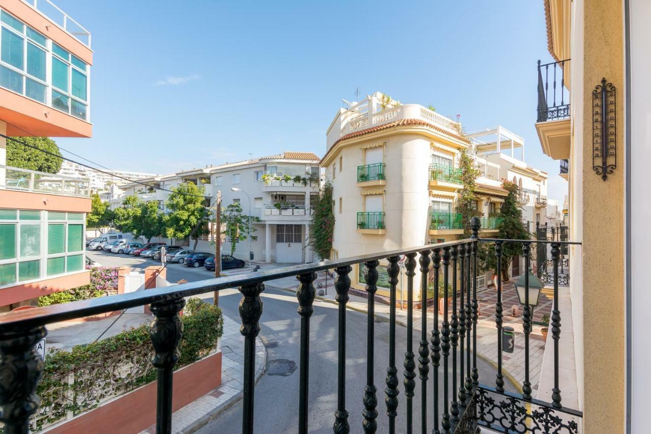 Sf Carihuela Luxury Suite Торремолинос Экстерьер фото
