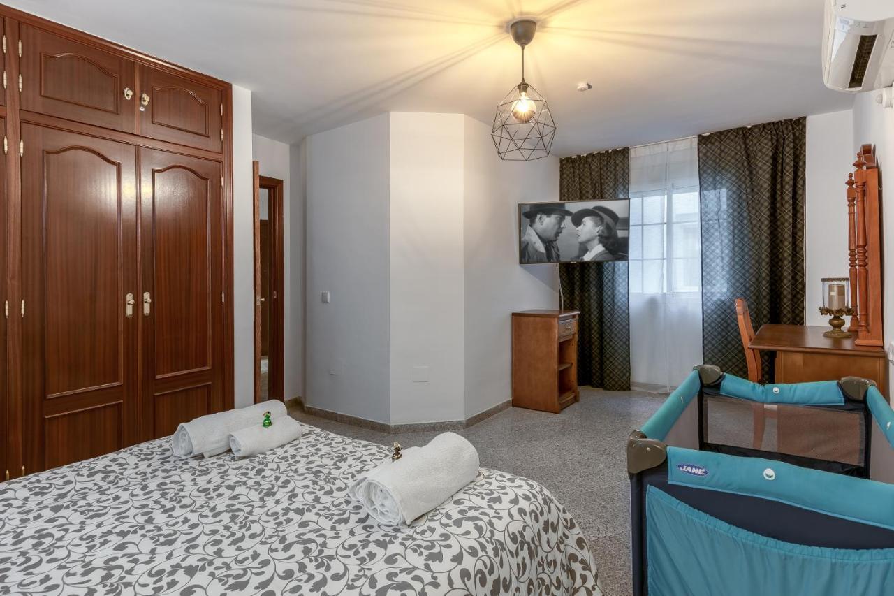 Sf Carihuela Luxury Suite Торремолинос Экстерьер фото